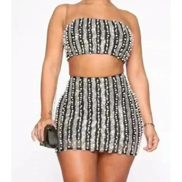 Fashion Nova Pearl Like Skirt and Top - Picture 1 of 5